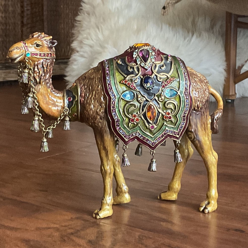Jay Strongwater Camel Figurine, Approx. 6.4”H and 7”L